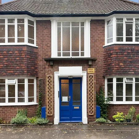 Poplar House Serviced