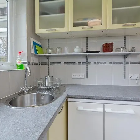 Poplar House Serviced * York