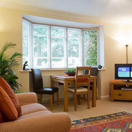 Daire Poplar House Serviced *